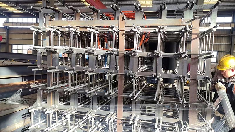 Qingdao Liweiyuan ส่งมอบสลักเกลียวที่มีความแข็งแรงสูงให้กับฟาร์มไก่ในนิวซีแลนด์