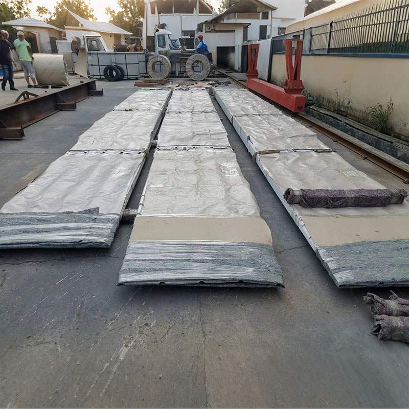 แผ่นเหล็กสีคืออะไร และเหตุใดจึงครองระบบหลังคาสมัยใหม่