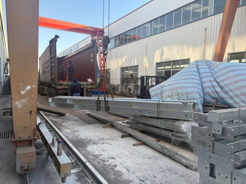 ข่าวการจัดส่งสวนสนุกโครงสร้างเหล็กในฟิลิปปินส์